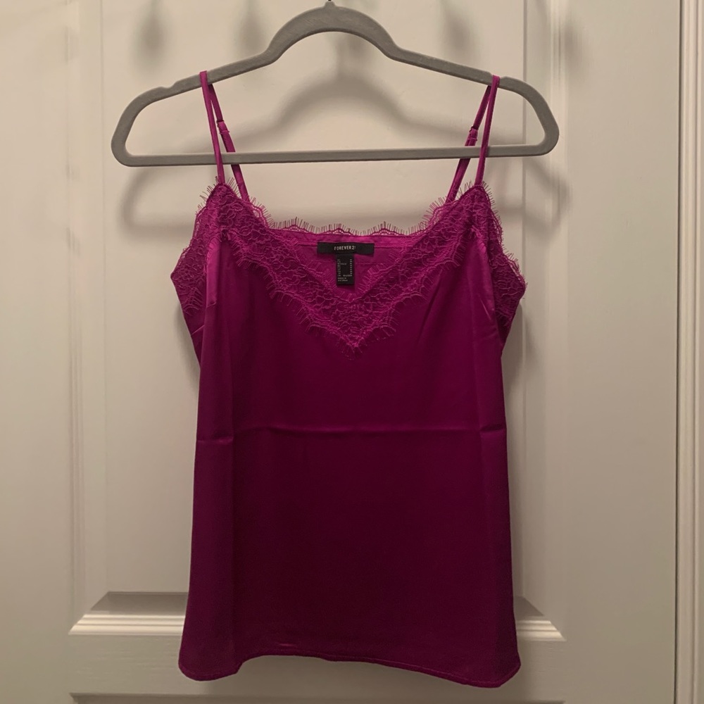 purple tank top